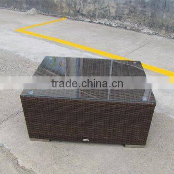 SQUARE WICKER TEMPERED GLASS COFFEE TABLE