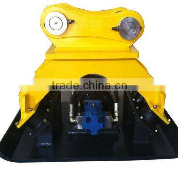 Plate vibrating compactor