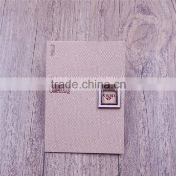 Wholesale laminated digital price hang tags with metal logo
