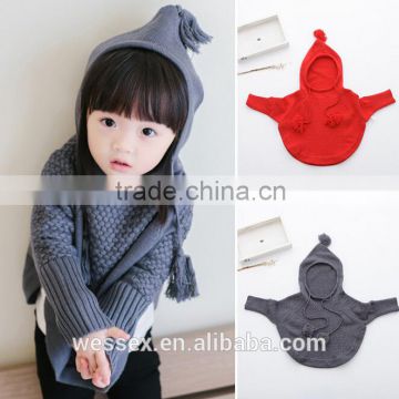 Batwing-sleeved fan shaped hem hooded knitted sweater cloak for girls