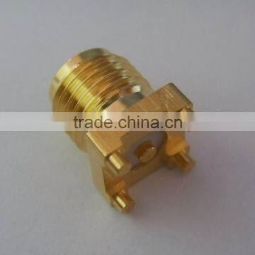 SMA type electric connector straight to pcb with short leads