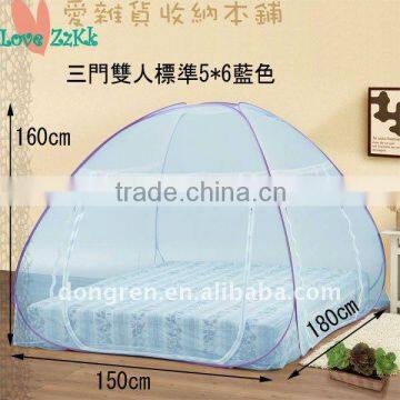 Polyester self-prop mosquito net