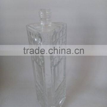 520ml white three edges pattern liquor glass bottles