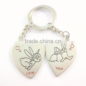 Couple metal alloy letter v key chain