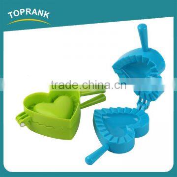 Toprank Kitchen Supplies Food Grade Heart Shaped Plastic Bread Mold Bread Cutter DIY Press Sandwich Cutter For Many Shape photo-2