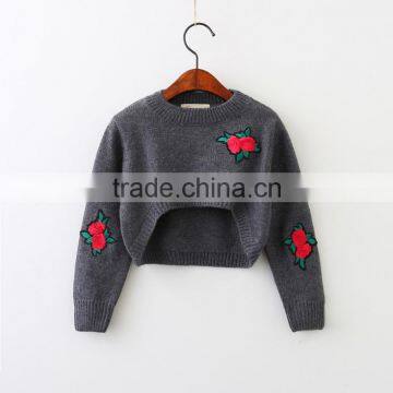 Fashion Kid Girls Rose Embroidery Short Kintted Sweater for Autumn photo-3