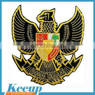 Customized custom stick-on souvenir embroidered eagle patches