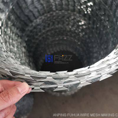 Perimeter Protection Galvanized Steel Concertina Razor Wire BTO-22 Diameter 30cm photo-3