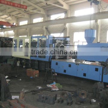 plastic injection moulding machine with different tonnage