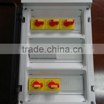 Lightning protective PV solar combiner box