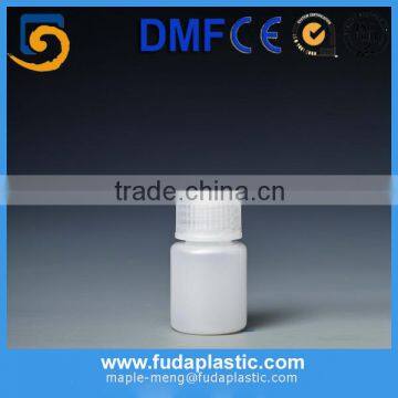 Plastic reagent vial for laboratory