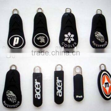 China Factory Promotional High Quality Pvc Zipper Puller photo-3