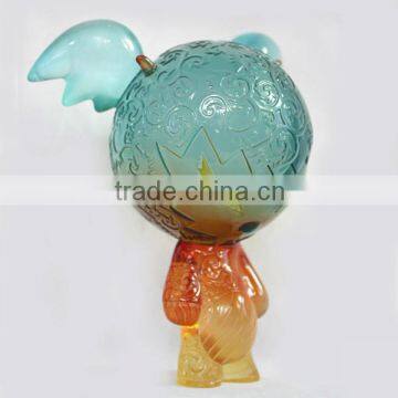 Wholesale customize 15cm clear resin bear action figurine