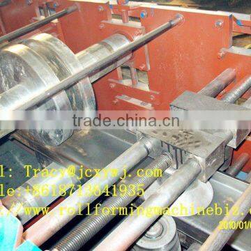 z type steel purlin forming machine