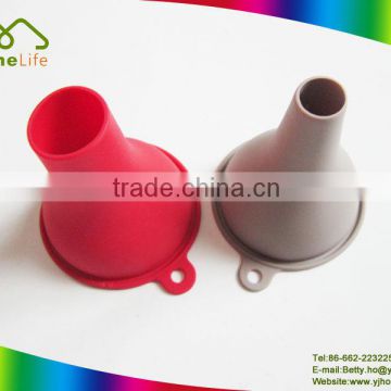 Best selling high quality food grade folding silicone rubber funnel