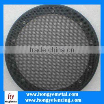 Perforated metal mesh plate