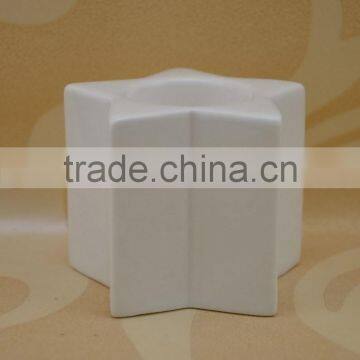 White Ceramic Tealight Candle Holder With Santa Claus Shape photo-4