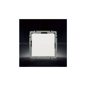YK011water proof stanndard ground schuko 16A power socket