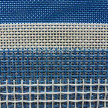 Polyester fabric plain weave for filtration conveyor belt