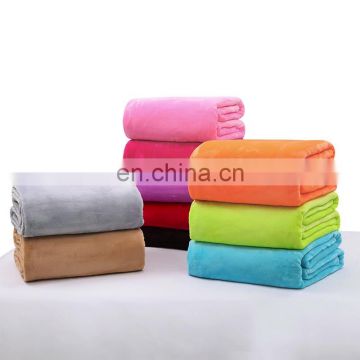 2020 summer China manufacturer light weight multisize mink soft solid color flannel fabric portable blanket with wholesale price