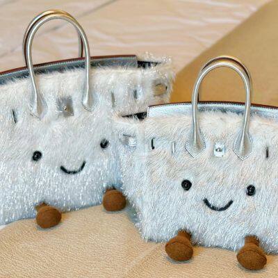 New Niche Design Jlly Cat Doll Bag Knock Cute Plush Platinum Bag Bk Elf Handbag photo-3