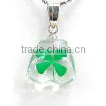 D05-7C14 Clear Stylish Pendant