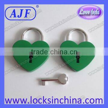 AJF Green Heart shape padlocks with key for wedding decoration