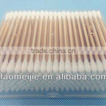 Absorbent cotton and double-tipped wooden ear cleaning stick cotton buds