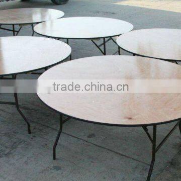 restaurant round wood table