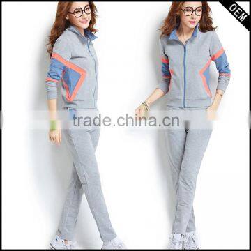 Custom Sports Wear Sweat Suit for Women and Jogging Wear Set photo-1