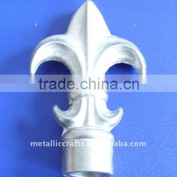 Decorative cast aluminium fence finial