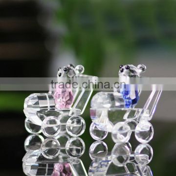 Hot sale crystal bear with baby car