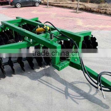 Trailed hydraulic heavy duty disc harrow