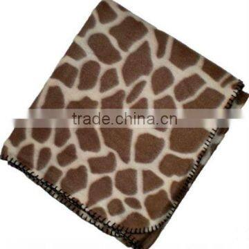 100% polyester blanket