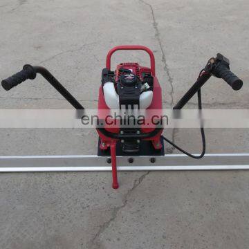 Vibratory floor leveling surface finishing machine vibrating concrete screed