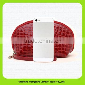 Hot selling fashion hanging travel Hot Barrel Shaped Travel Cosmetic Bag