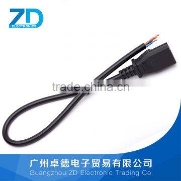 Single output line power cord with plug socket