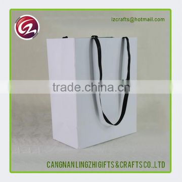 Wholesale cheap custom gift paper bag