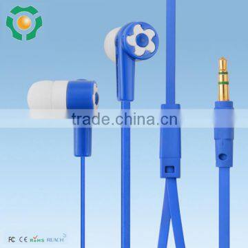 Hot selling in ear flat cable earphone, promotion in-ear stereo earphone for mp3