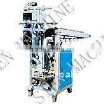 Vertical candy packaging machine