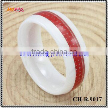 Red carbon fiber inlay center white ceramic rings for women