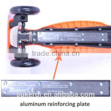 2014 New Patent Product High Quality Foldable Kids Kick Scooter Scooter Accessory