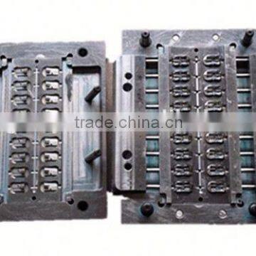 Longways custom injection plastic clip mould