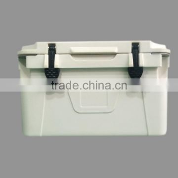 Rotomolded Plastic dry ice cooler box for outdoor use