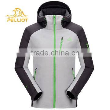 2016 New Style Waterproof Windproof and Breathable Men Hoody Softshell Jacket With Fleece Lining photo-3