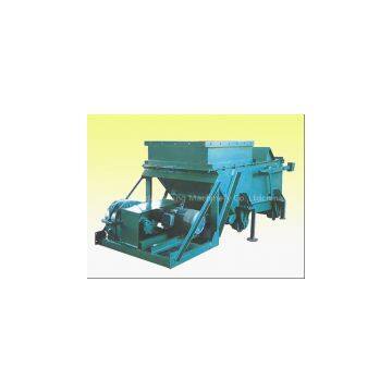 High efficiengy reciprocating coal feeder