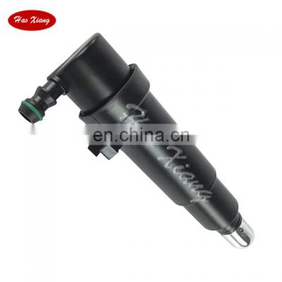 Top Quality Car Headlamp Washer Nozzle 99762813301