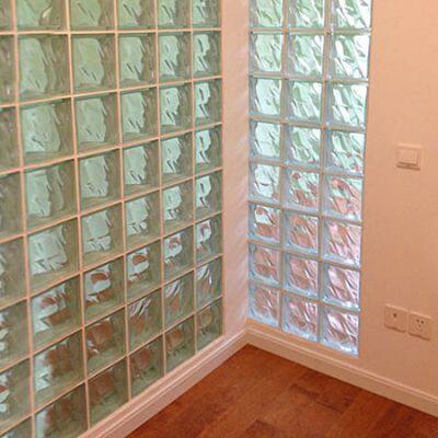 Source Manufacturers Customized Multiple Sizes And Color Honeycomb Hot Melt Crystal Brick Glass Block