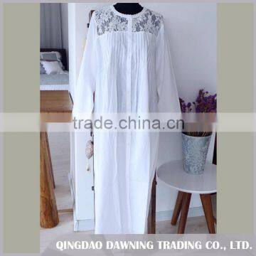 Fashionable White Cotton Dressing Gown Nightgown