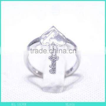 925 Sterling Silver Heart Shape Key Charming Ring Design for Girl With cz Stone photo-3